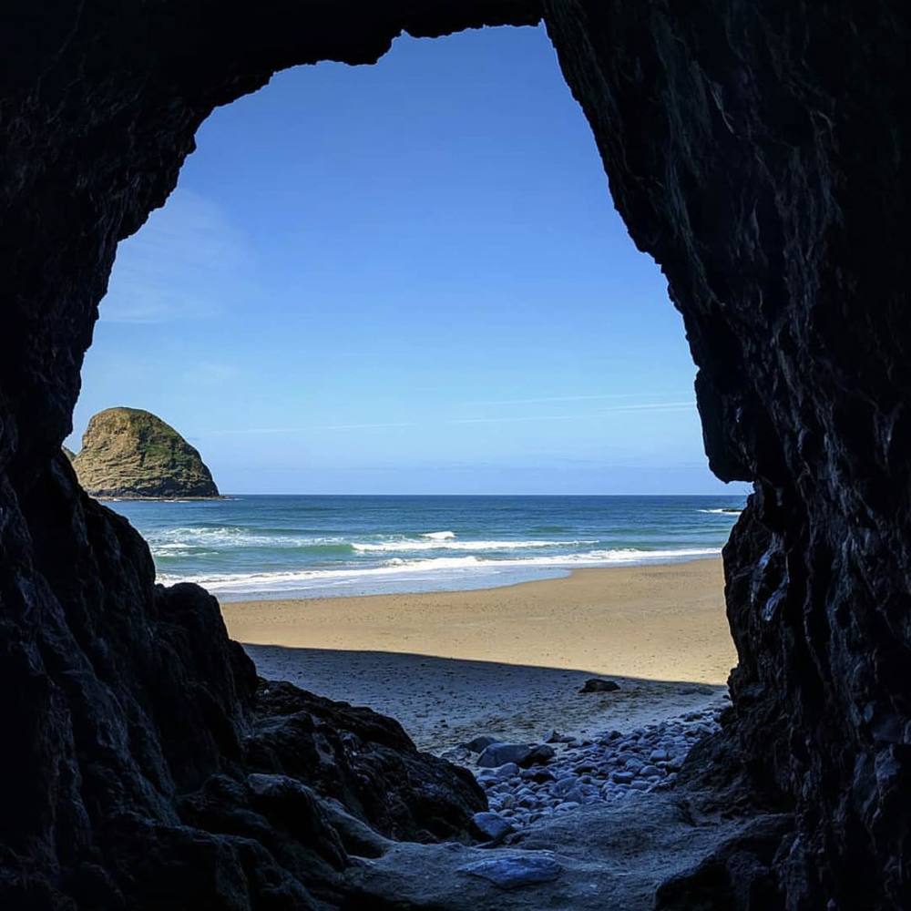 Meet your Posher, Becky